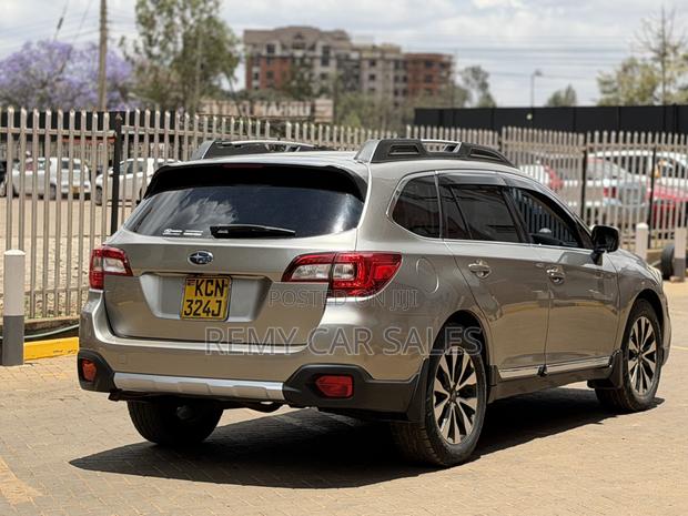 Subaru Outback 2015 Silver