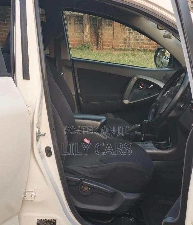 Toyota Probox 2016 Pearl
