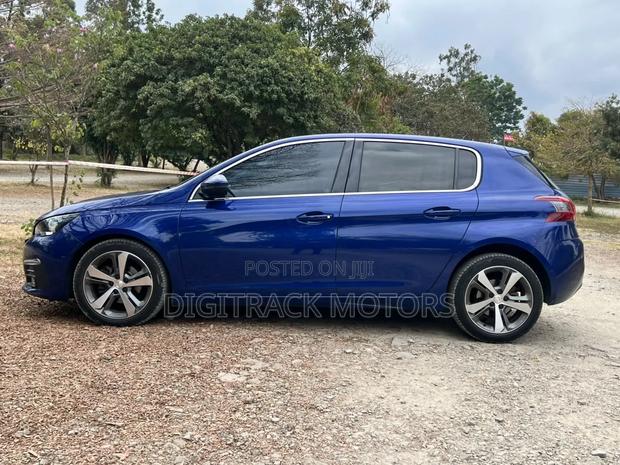 Peugeot 308 2018 Blue