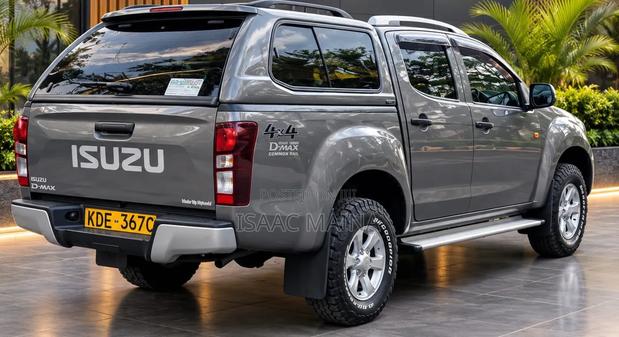 Isuzu D-MAX 2022 Gray
