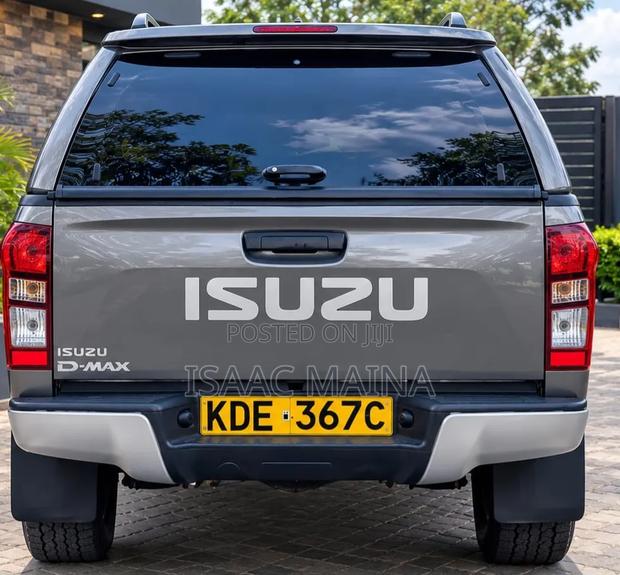 Isuzu D-MAX 2022 Gray