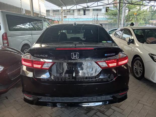 Honda Grace 1.5 Hybrid FWD 2020 Black