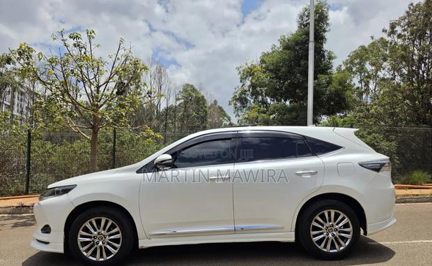 Toyota Harrier 2014 White