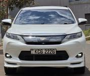 Toyota Harrier 2014 White for sale