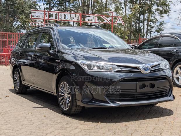 Toyota Corolla Fielder 1.5 Hybrid FWD 2020 Black