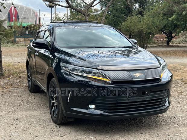 Toyota Harrier 2019 Black