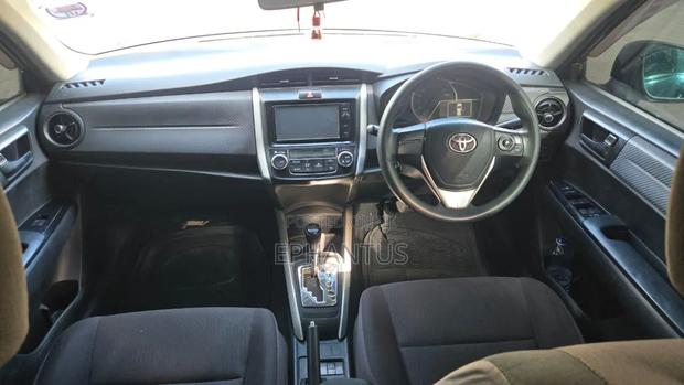 Toyota Corolla Fielder 1.5 Hybrid FWD 2014 Blue