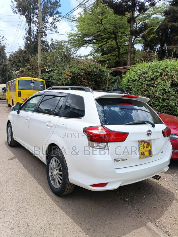 Toyota Corolla Fielder 2016 White