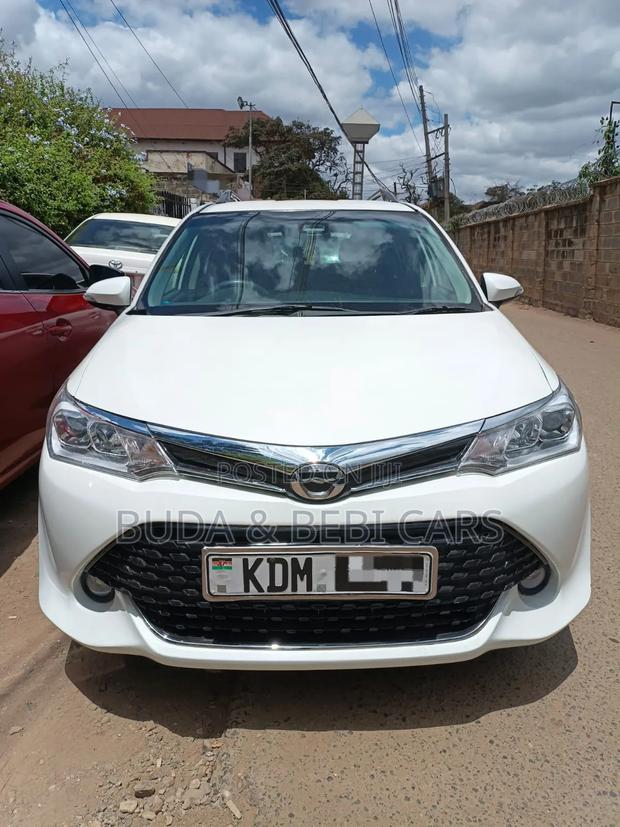 Toyota Corolla Fielder 2016 White