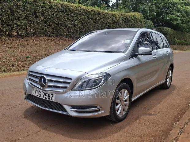 Mercedes-Benz B-Class B180 Petrol 2015 Silver