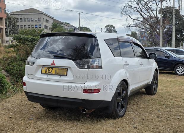 Mitsubishi Outlander 2007 Pearl