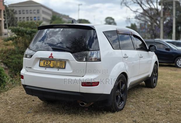 Mitsubishi Outlander 2007 Pearl