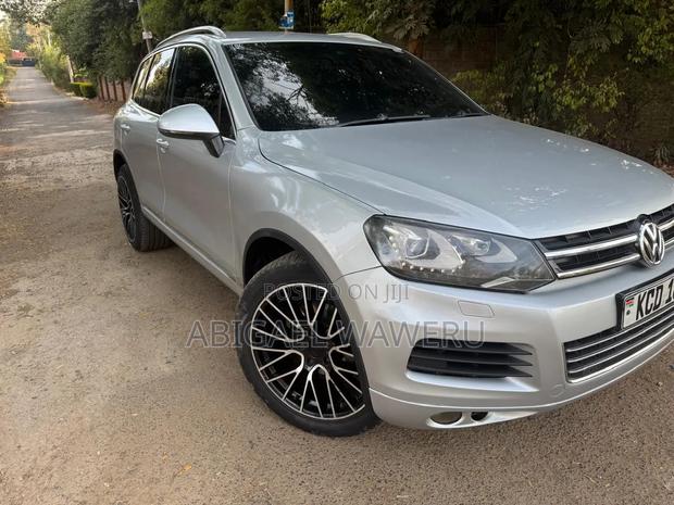 Volkswagen Touareg V6 TDI 2010 Silver