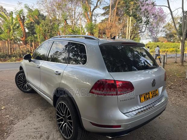 Volkswagen Touareg V6 TDI 2010 Silver