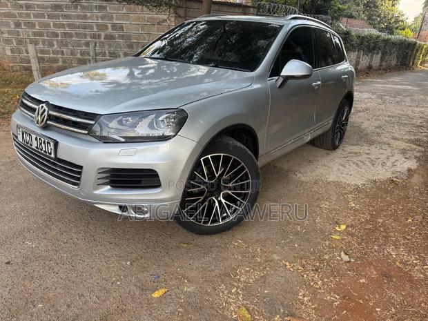 Volkswagen Touareg V6 TDI 2010 Silver