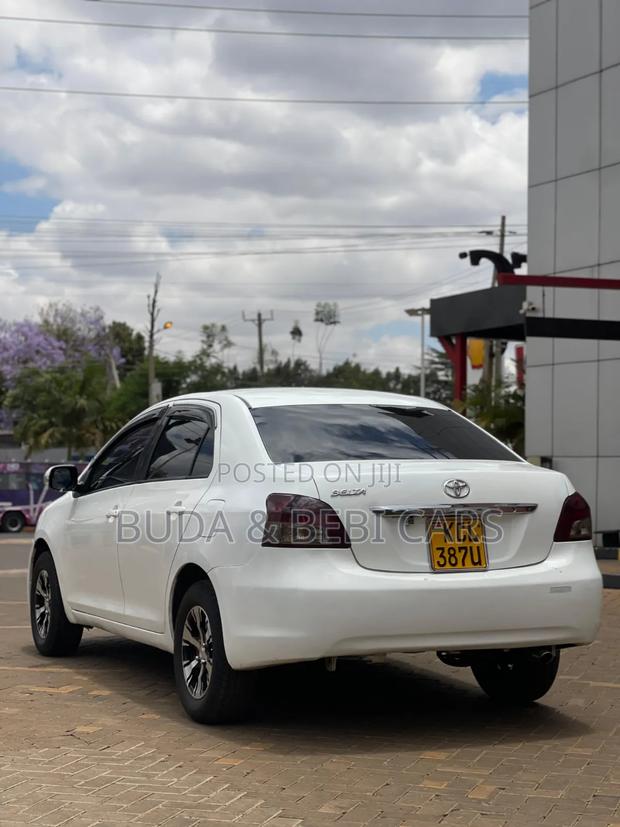 Toyota Belta 2010 White