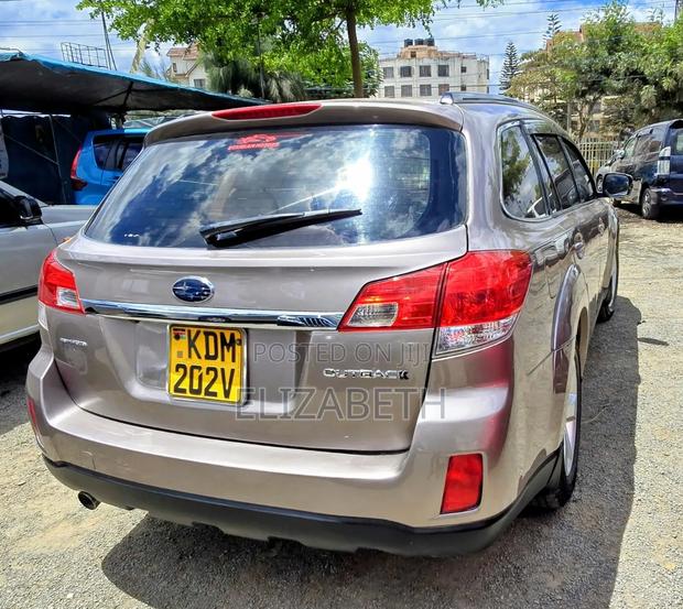 Subaru Outback 2015 Beige