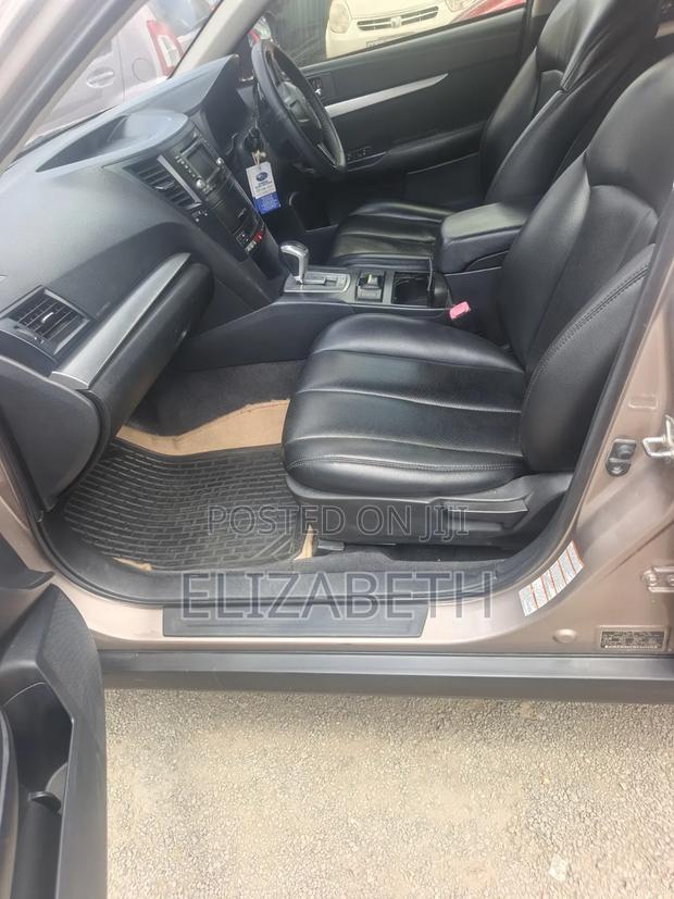 Subaru Outback 2015 Beige