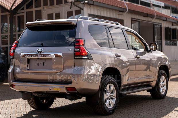 Toyota Land Cruiser Prado 2021 Brown