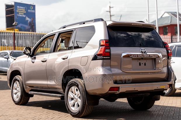 Toyota Land Cruiser Prado 2021 Brown