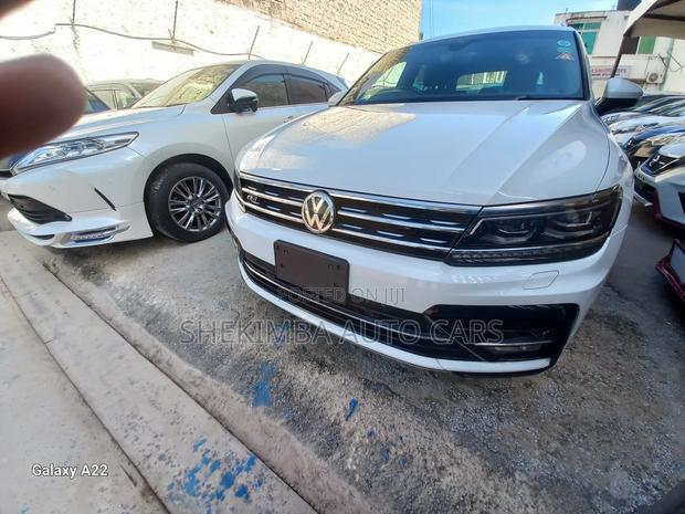 Volkswagen Tiguan 2.0T SE R-Line Black AWD 4MOTION 2020 White