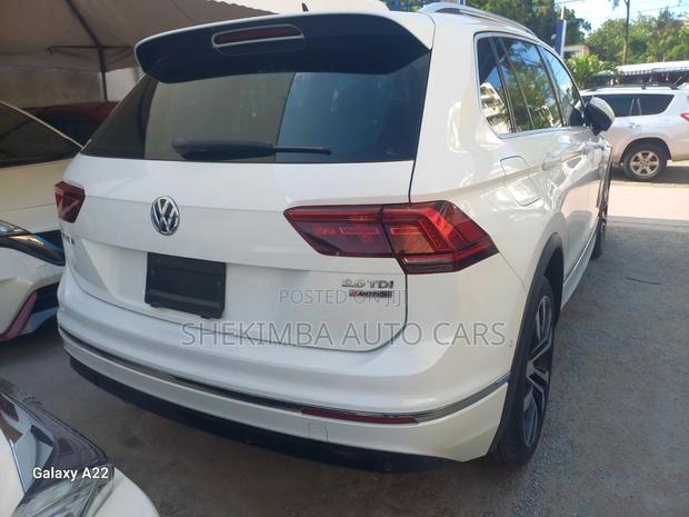 Volkswagen Tiguan 2.0T SE R-Line Black AWD 4MOTION 2020 White