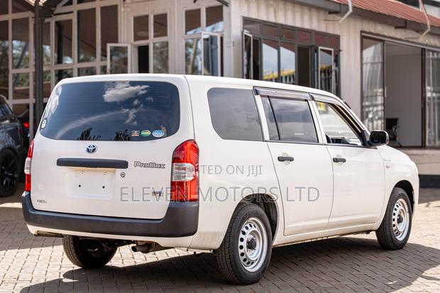 Toyota Probox 1.5 Hybrid DX 2020 White
