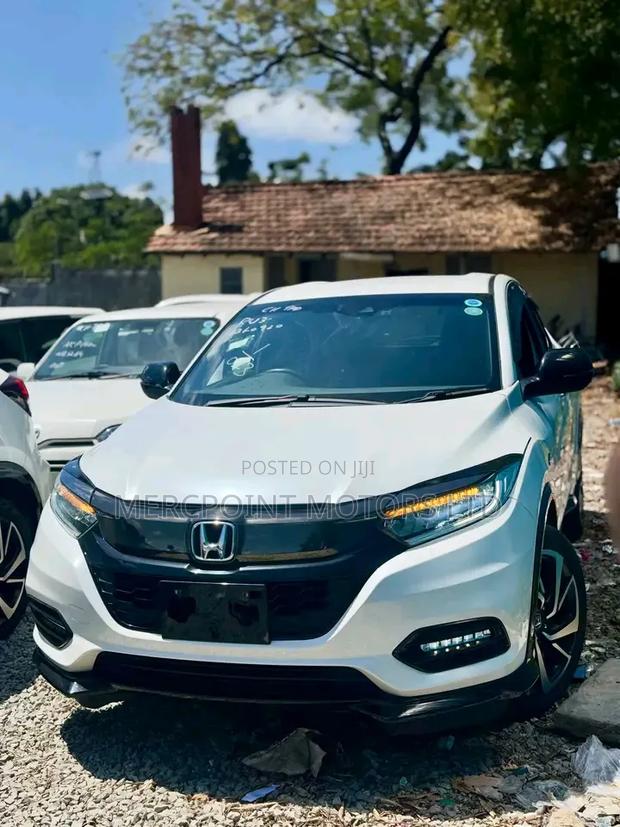 Honda Vezel 1.5 2WD 2019 White