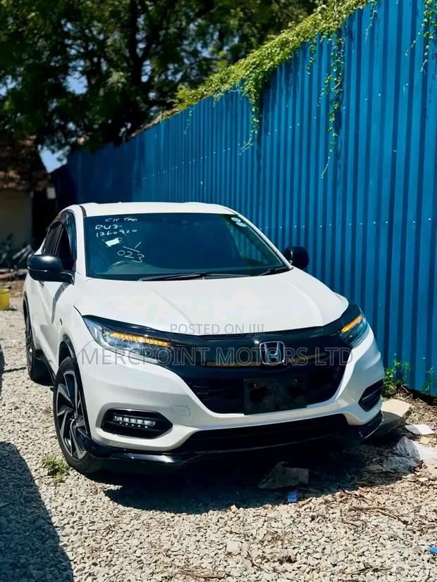 Honda Vezel 1.5 2WD 2019 White