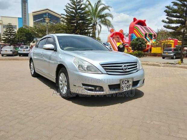 Nissan Teana 2010 Silver