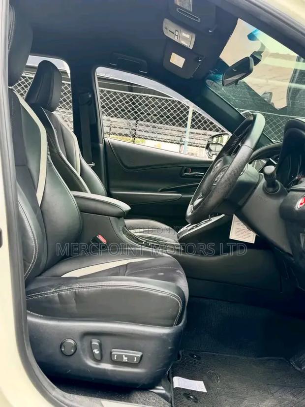 Toyota Harrier 2018 Pearl