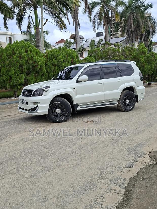 Toyota Land Cruiser Prado 2.7 i 2010 White