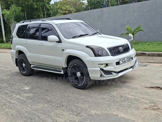 Toyota Land Cruiser Prado 2.7 i 2010 White