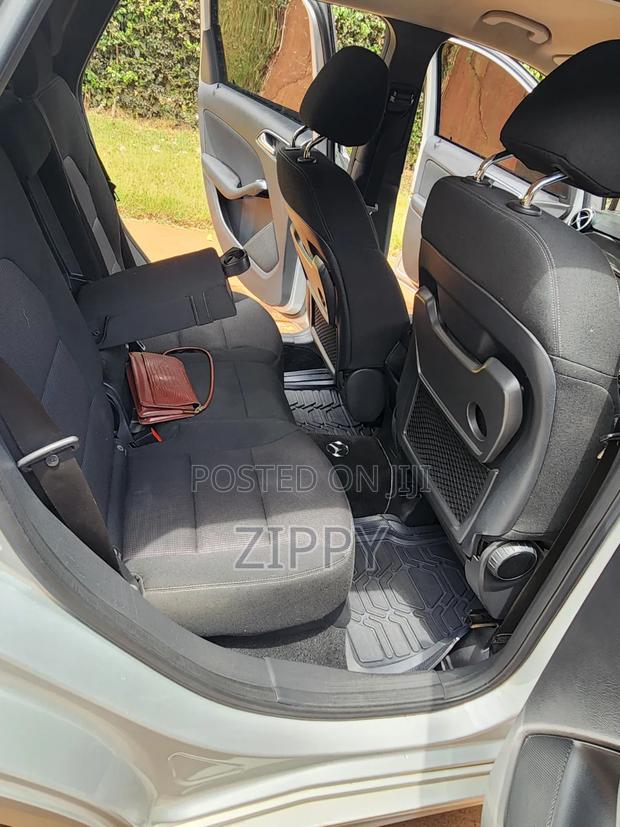 Mercedes-Benz B-Class B180 Petrol 2015 Silver