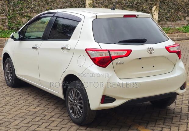 Toyota Vitz 1.3 FWD 5dr 2019 White