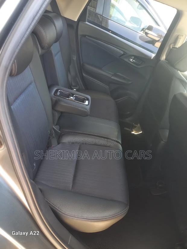 Honda Fit Shuttle 2020 Gray