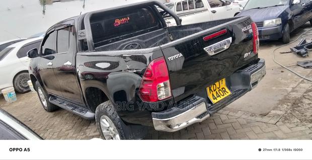 Toyota Hilux Revo Double Cab Deisel 2.8 AWD 2017 Black