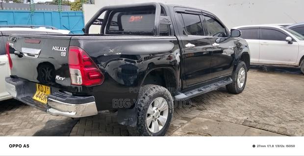 Toyota Hilux Revo Double Cab Deisel 2.8 AWD 2017 Black