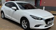 Mazda Axela 2017 White for sale