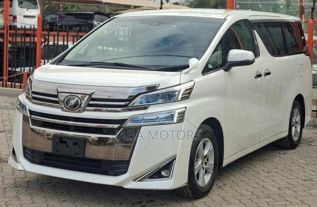 Toyota Alphard 2019 White