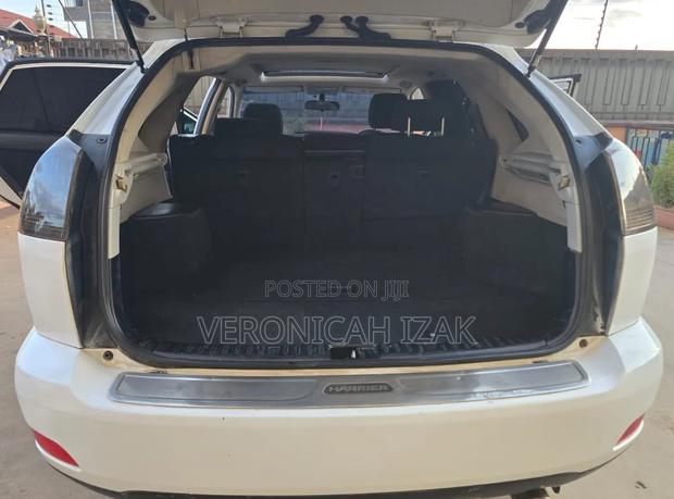 Toyota Harrier 2006 White