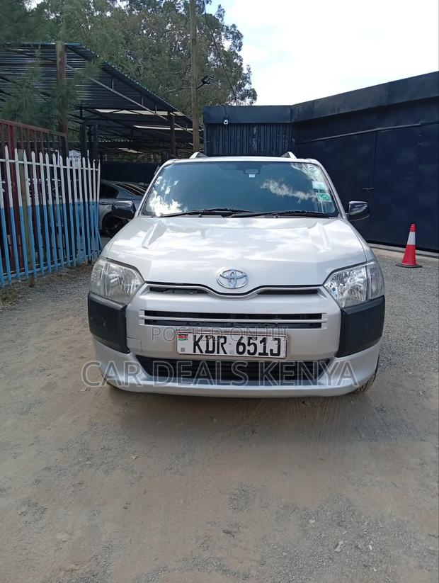 Toyota Succeed 2018 Silver