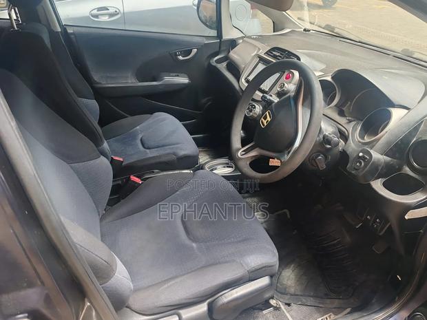 Honda Fit Automatic 2010 Blue