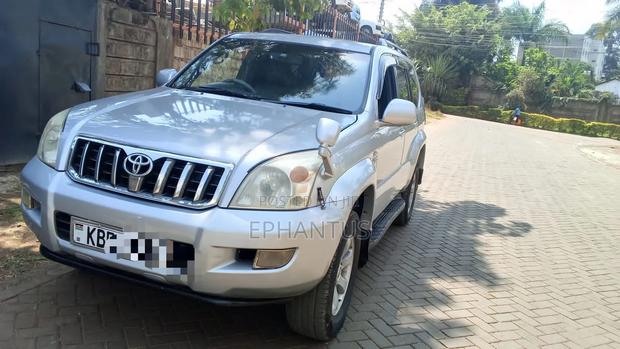 Toyota Land Cruiser Prado 3.0 D-4D 5dr 2005 Silver