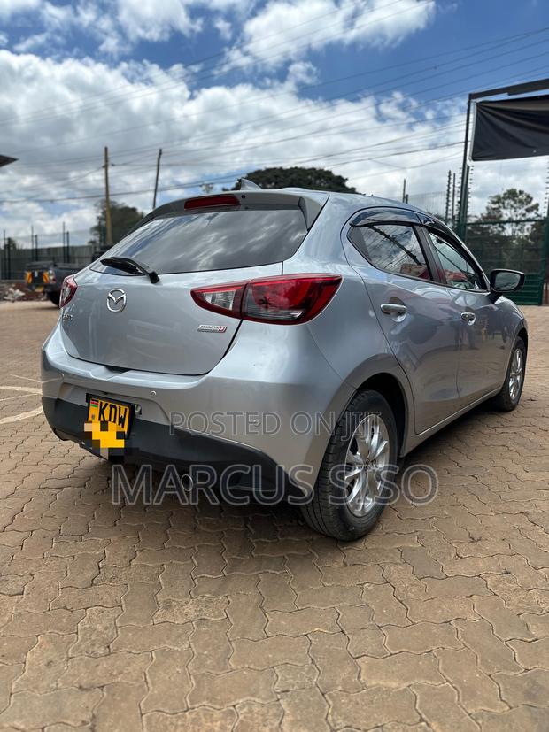 Mazda Demio 2019 Silver