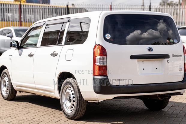 Toyota Probox 1.5 Hybrid DX 2019 White