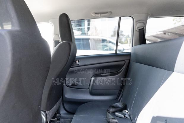 Toyota Probox 1.5 Hybrid DX 2019 White