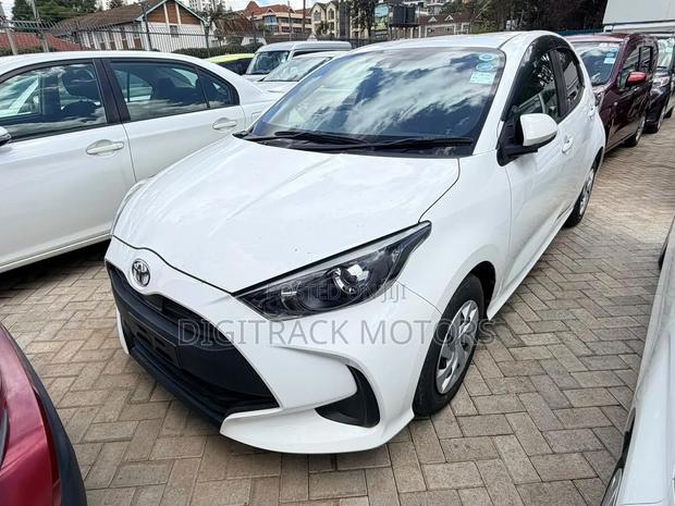 Toyota Yaris 2020 White