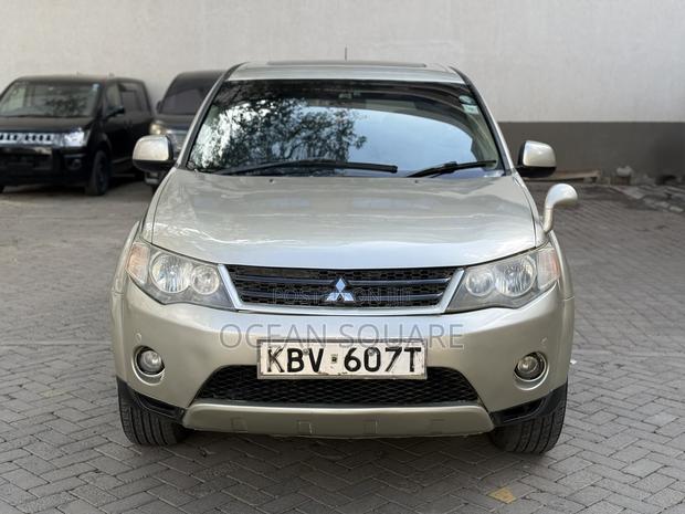 Mitsubishi Outlander 2006 Gold