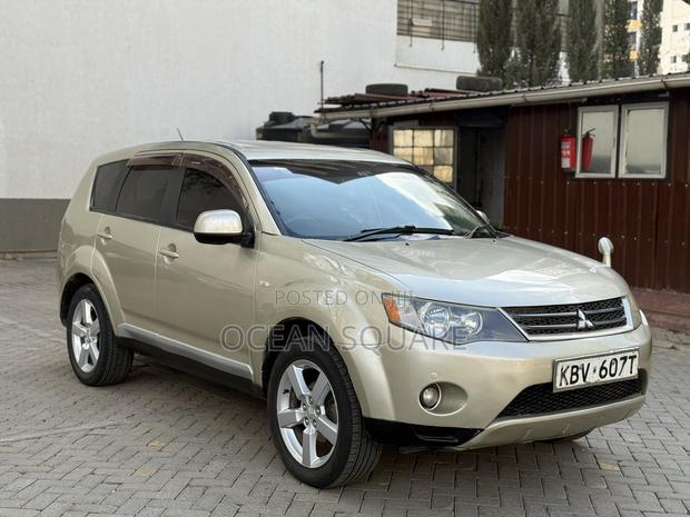 Mitsubishi Outlander 2006 Gold